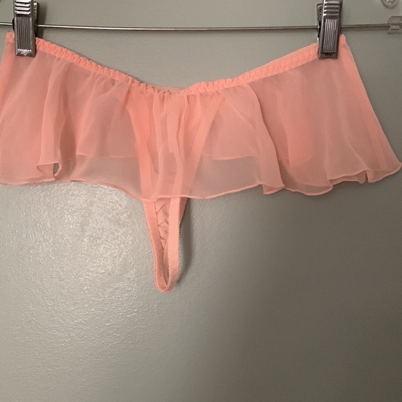 Victoria’s Secret Babydoll and matching panty - Picture 8 of 10